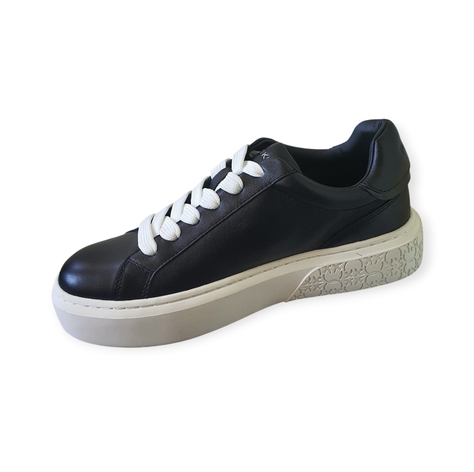 SS0071PO001 Yoko 12 Black